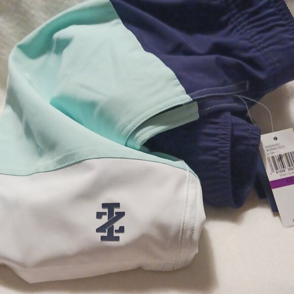 Men's IZOD 2XL Bathing Suit - Picture 1 of 4